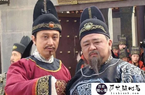 武则天晚年花天酒地，狄仁杰劝她不要放纵