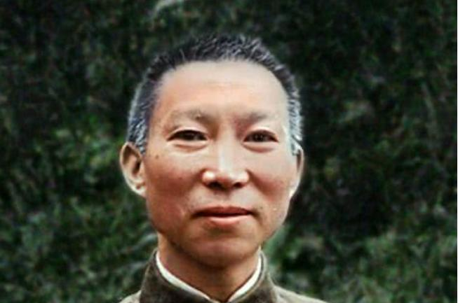 蒋介石免了吴逸志职务