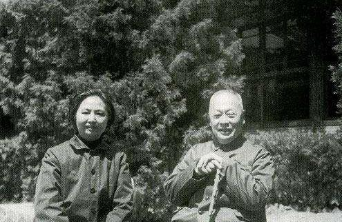 陈毅生前与夫人留下的最后一张合影