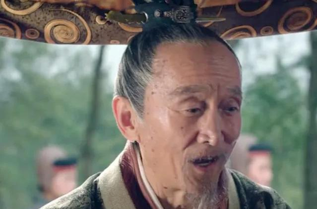 曹操与贾诩的故事