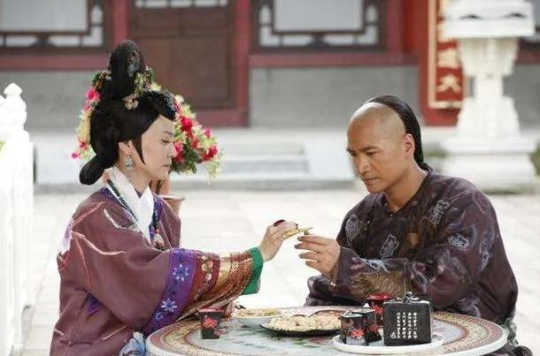 德妃娘娘盛宠不衰，儿子雍正当皇帝，她却拒绝做太后