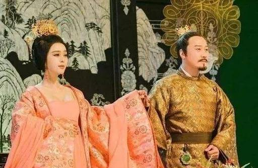 杨玉环:天生丽质难自弃,一朝选在君王侧